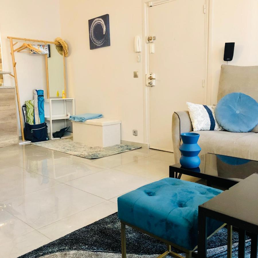 Charming Apartment Near The Beach Вилафранк-сюр-Мер Екстериор снимка