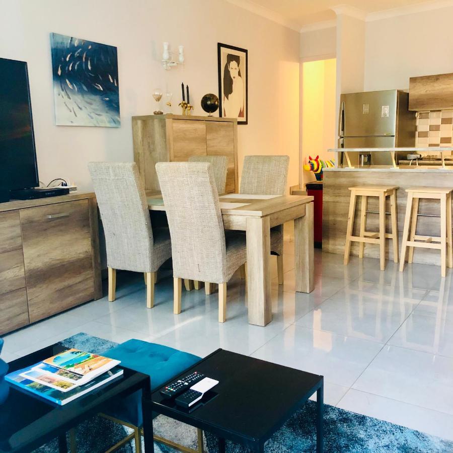 Charming Apartment Near The Beach Вилафранк-сюр-Мер Екстериор снимка