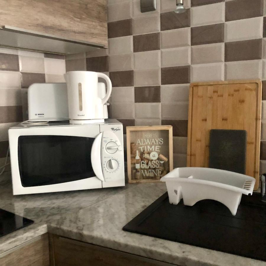 Charming Apartment Near The Beach Вилафранк-сюр-Мер Екстериор снимка